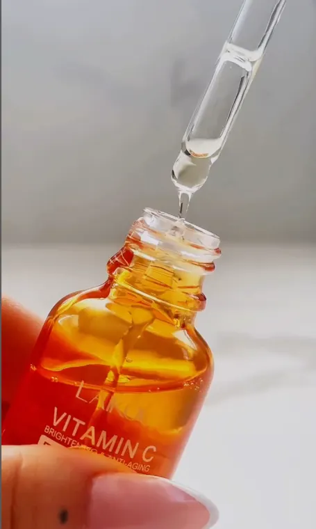 Laikou serum product photo
