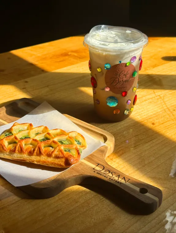 Cafe drink and food